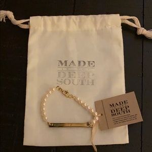 Made in the Deep South pearl bracelet